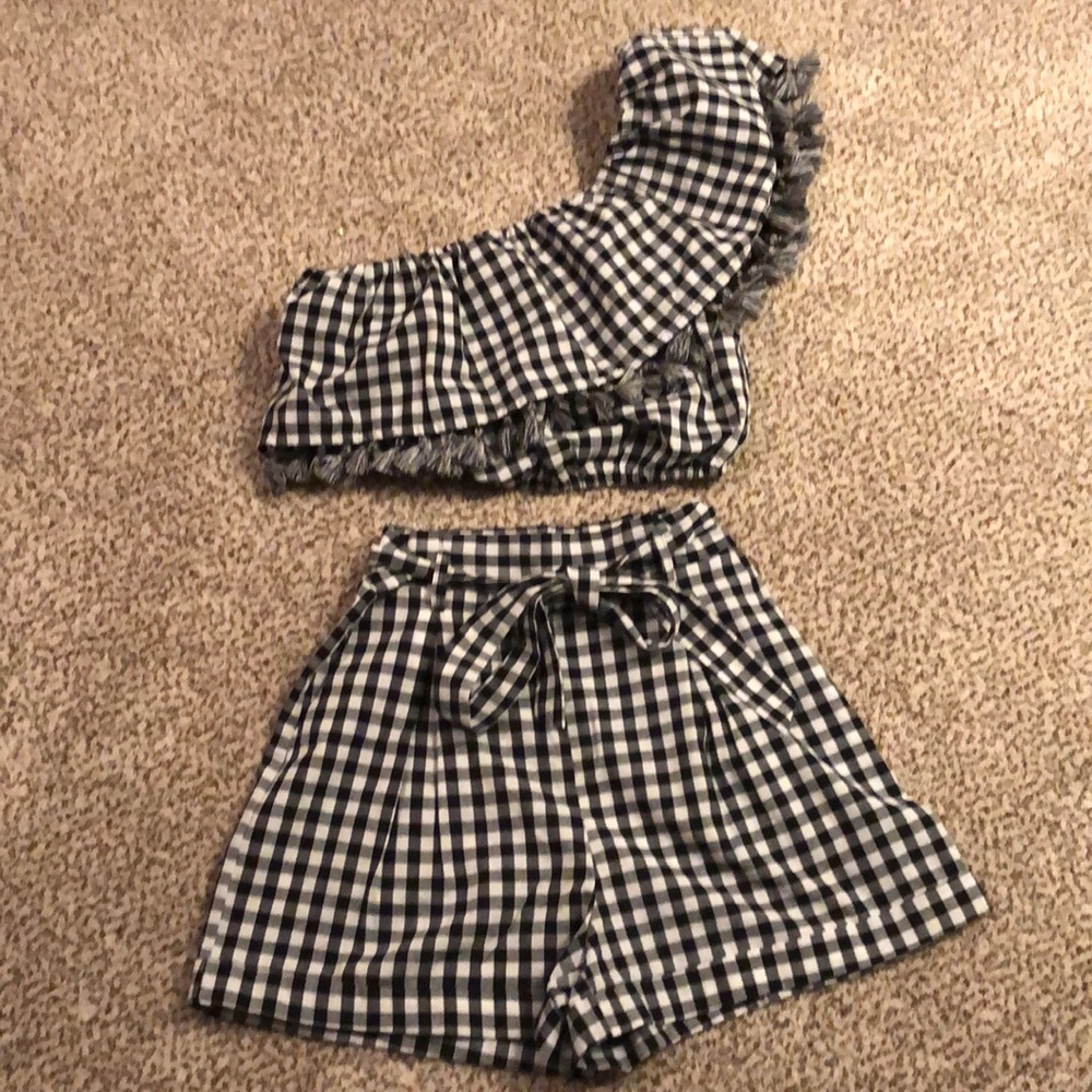 Black and white Buffalo Check Short Ser